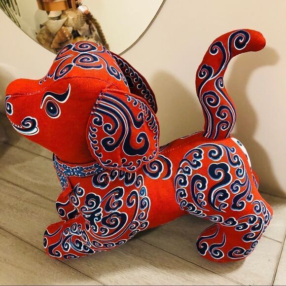 Chinese plush dog   - Picture 1 of 3